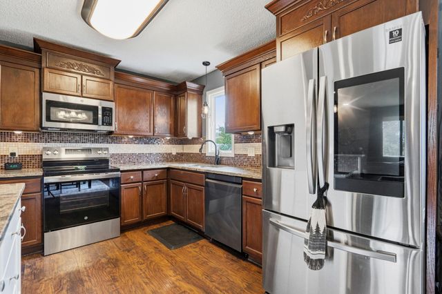 5530 W 135th Street, Savage, MN 55378