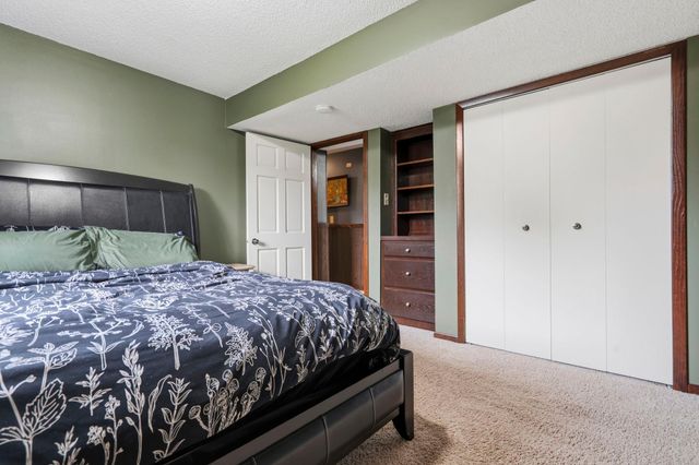 5530 W 135th Street, Savage, MN 55378