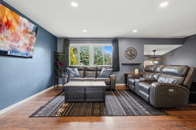 5530 W 135th Street, Savage, MN 55378