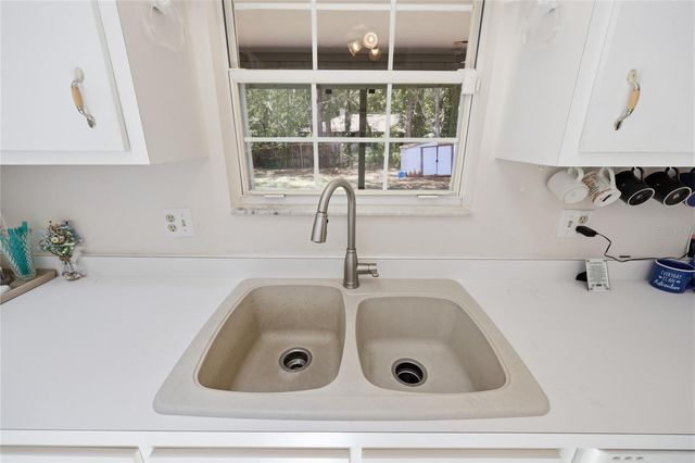 6438 NW 37TH TERRACE, Gainesville, FL 32653