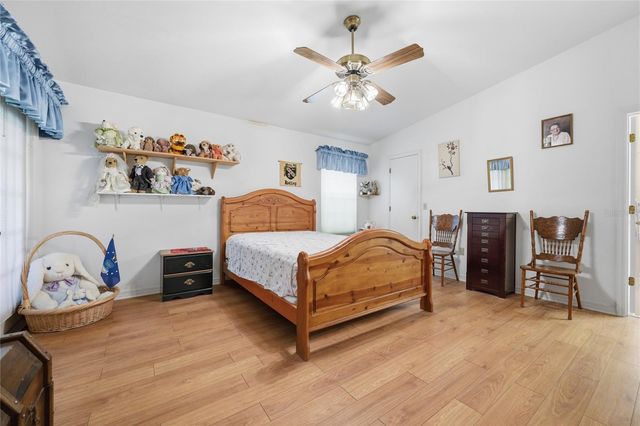 6438 NW 37TH TERRACE, Gainesville, FL 32653
