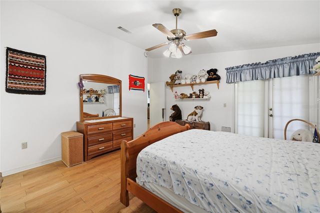 6438 NW 37TH TERRACE, Gainesville, FL 32653