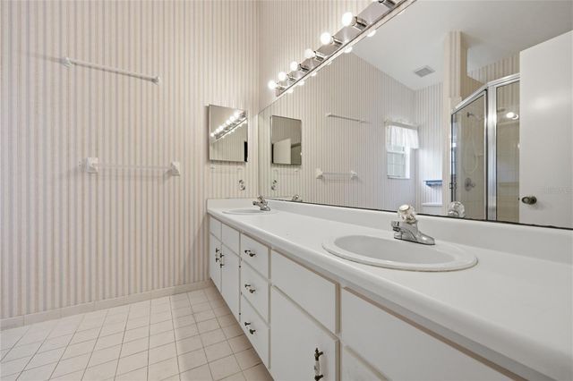 6438 NW 37TH TERRACE, Gainesville, FL 32653