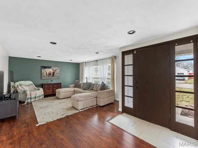 414 W Harrison Street, Millstadt, IL 62260