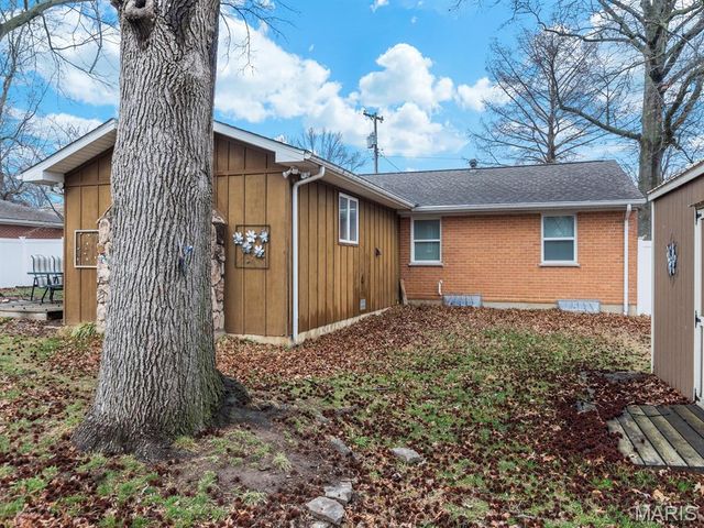 414 W Harrison Street, Millstadt, IL 62260