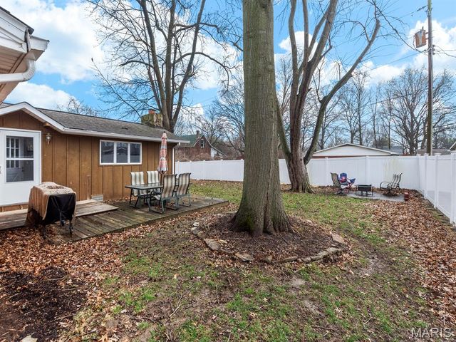 414 W Harrison Street, Millstadt, IL 62260