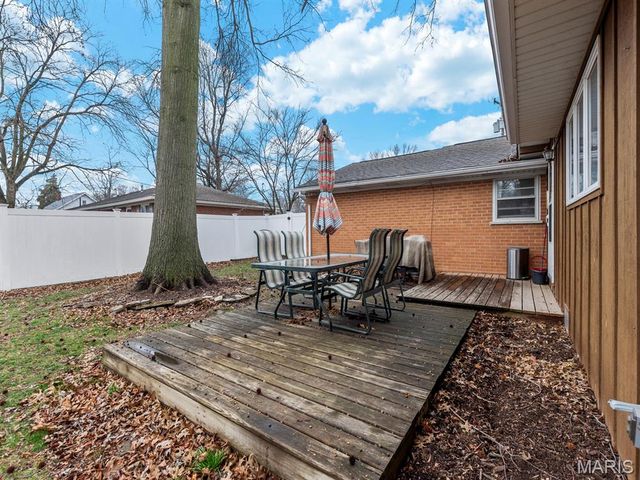 414 W Harrison Street, Millstadt, IL 62260