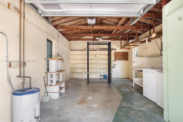 451 SW 25th Rd, Miami, FL 33129