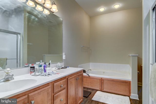 1052 8TH FAIRWAY LN, Huddleston, VA 24104