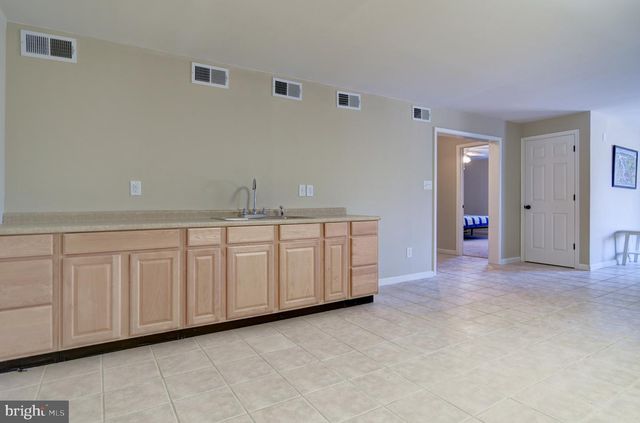 1052 8TH FAIRWAY LN, Huddleston, VA 24104