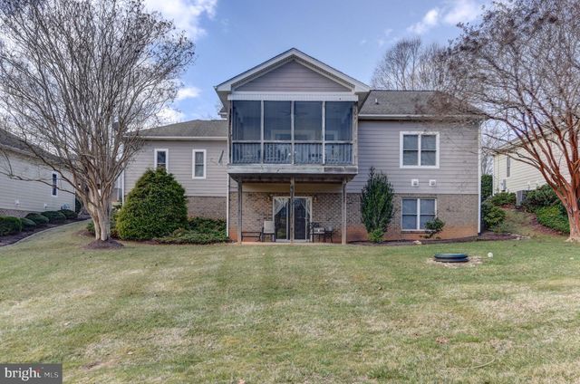 1052 8TH FAIRWAY LN, Huddleston, VA 24104