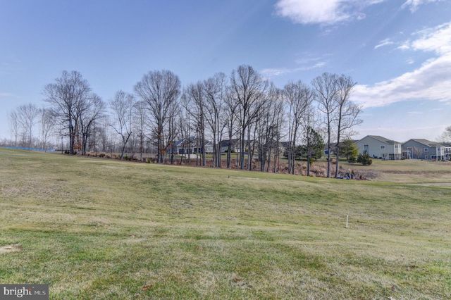1052 8TH FAIRWAY LN, Huddleston, VA 24104