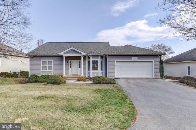 1052 8TH FAIRWAY LN, Huddleston, VA 24104