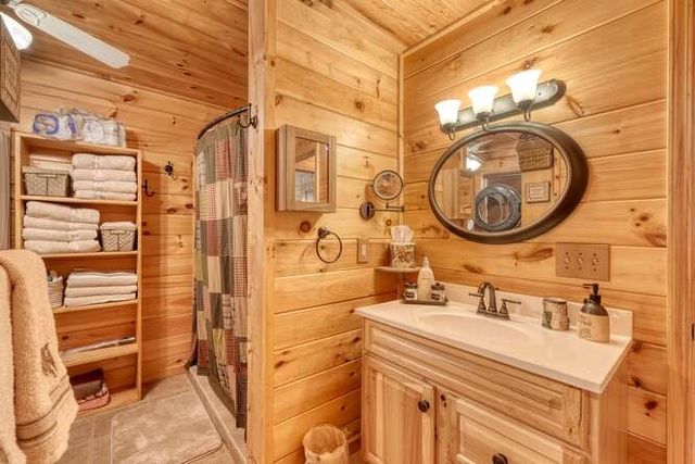 277 Virginia Lane, Murphy, NC 28906