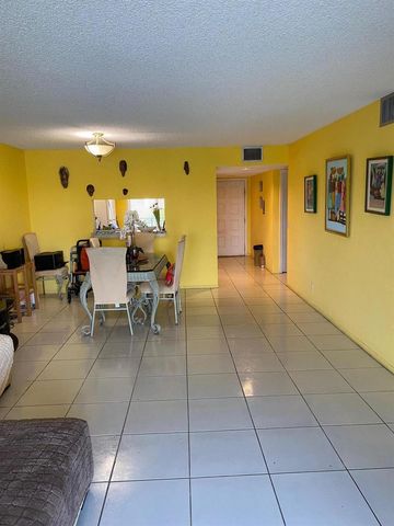 13100 SW 11th Court SW 412c, Pembroke Pines, FL 33027