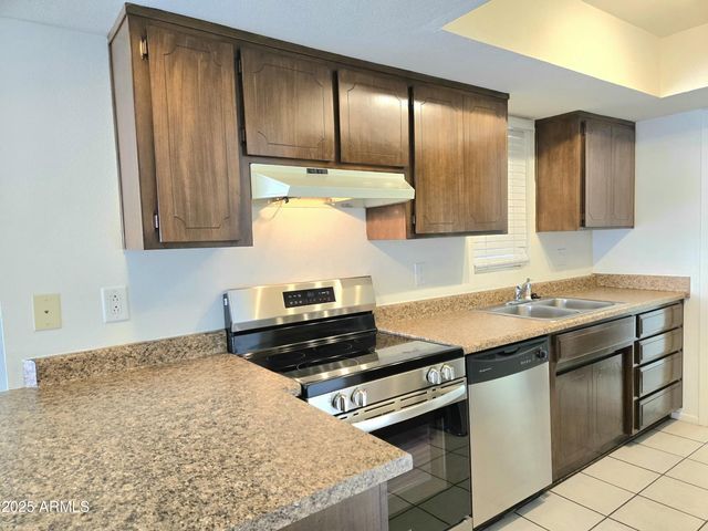 5203 S MONACO Drive, Tempe, AZ 85283