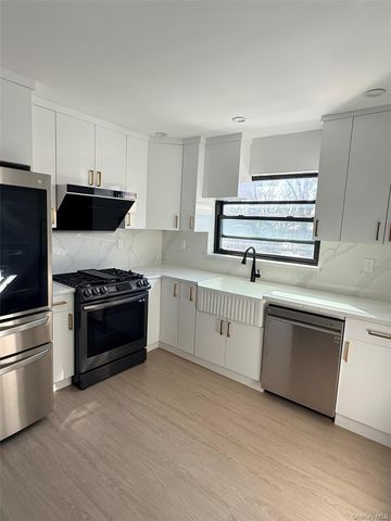 21918 74th Avenue 2, Oakland Gardens, NY 11364