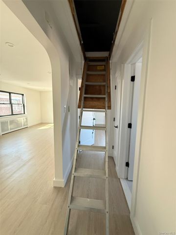 21918 74th Avenue 2, Oakland Gardens, NY 11364