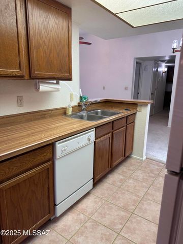 7949 E Colette Cir Unit 160, Tucson, AZ 85710