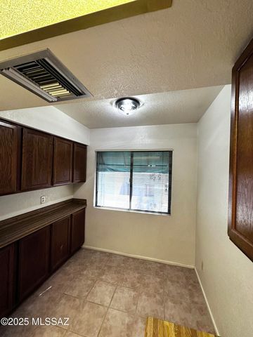 7949 E Colette Cir Unit 160, Tucson, AZ 85710