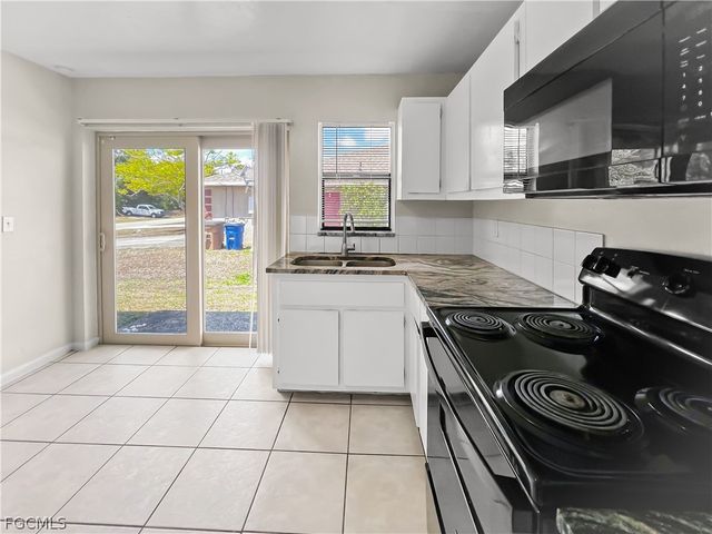 2704 Owen AVE, Lehigh Acres, FL 33973