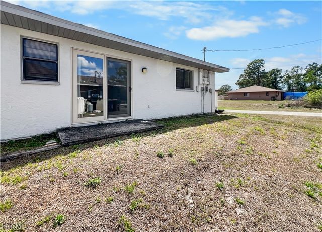 2704 Owen AVE, Lehigh Acres, FL 33973