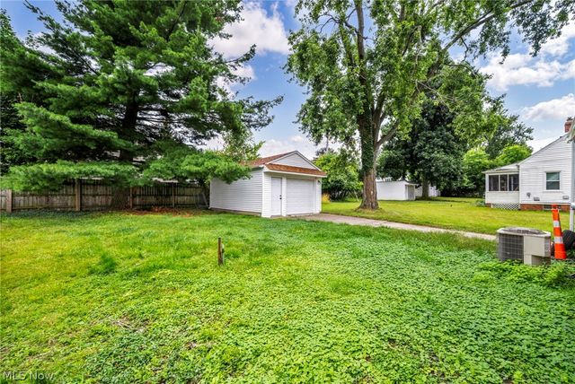 5505 South Boulevard, Maple Heights, OH 44137