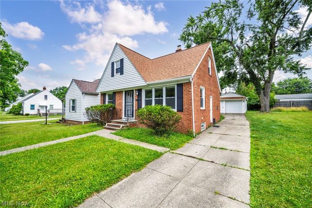 5505 South Boulevard, Maple Heights, OH 44137