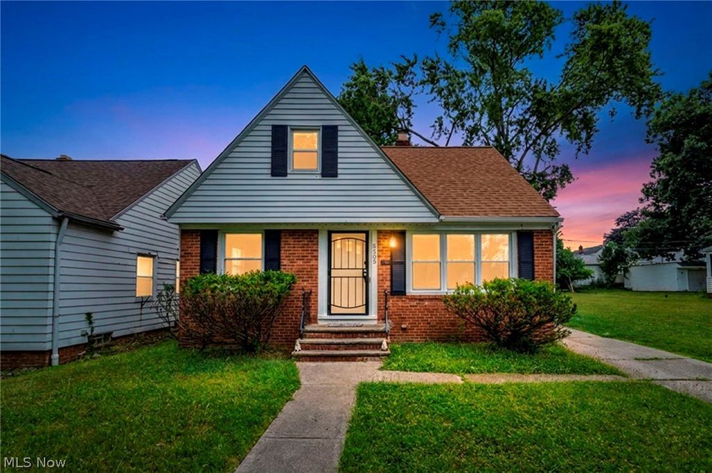 5505 South Boulevard, Maple Heights, OH 44137