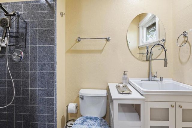 81 Franklin Circle, San Juan Bautista, CA 95045