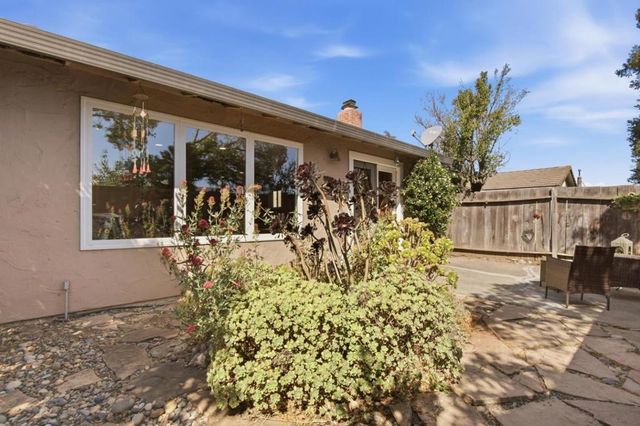 81 Franklin Circle, San Juan Bautista, CA 95045