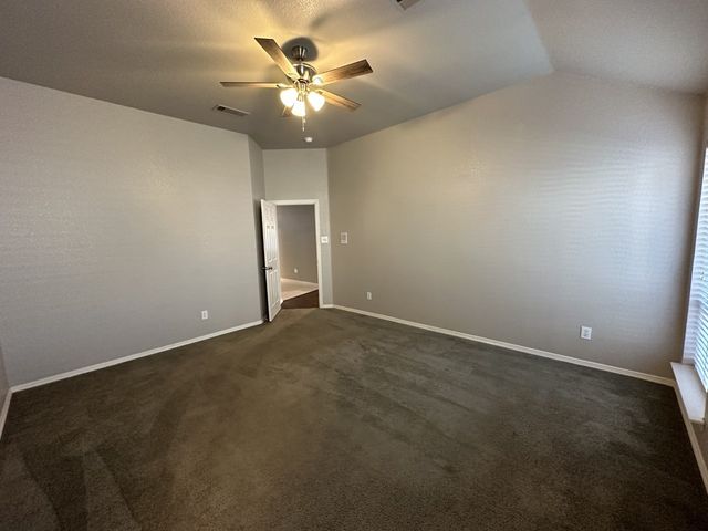 2751 Crystal Glenn Circle, Hurst, TX 76054