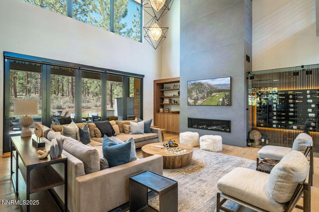 181 Redding Way, Carson City, NV 89705