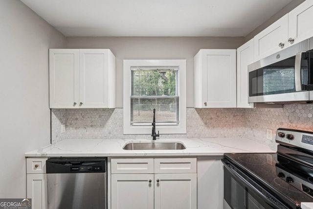 172 Meador Way SE, Atlanta, GA 30315