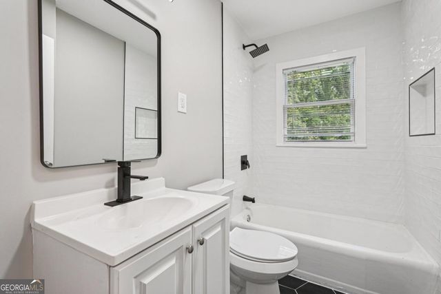 172 Meador Way SE, Atlanta, GA 30315