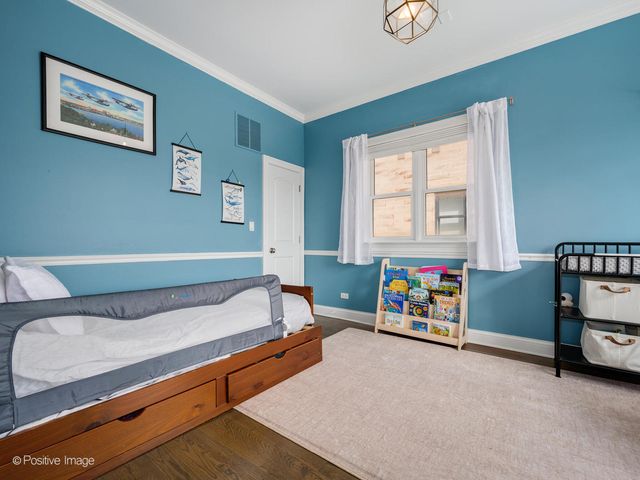 1718 W Superior Street 2E, Chicago, IL 60622