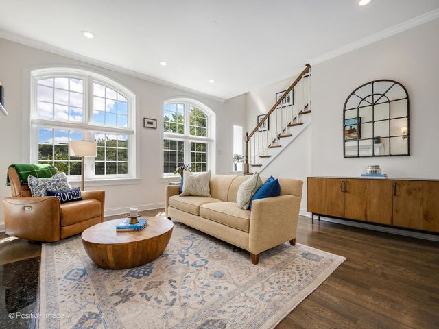 1718 W Superior Street 2E, Chicago, IL 60622