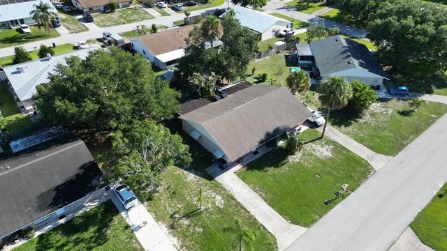 85 & 95 SE Millwood Terrace, Stuart, FL 34997