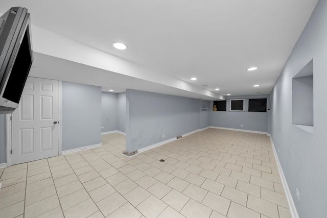 5837 W 16th Street, Cicero, IL 60804