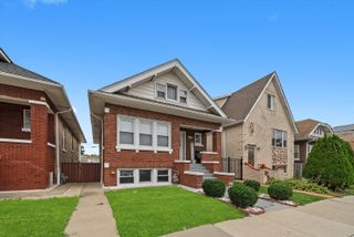 5837 W 16th Street, Cicero, IL 60804