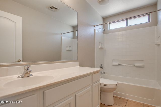 13206 E Alley Spring Drive, Vail, AZ 85641