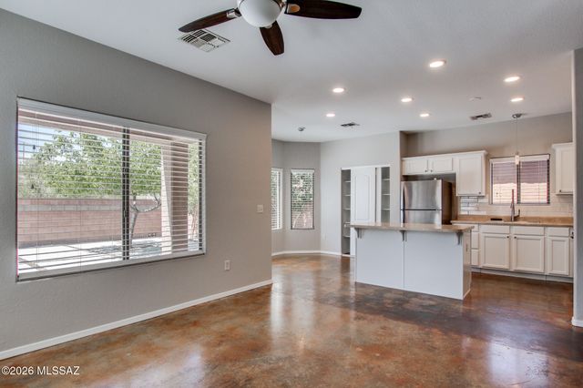 13206 E Alley Spring Drive, Vail, AZ 85641