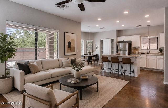 13206 E Alley Spring Drive, Vail, AZ 85641