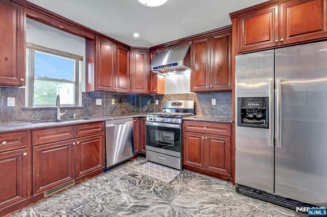 157 Highland Avenue, Bergenfield, NJ 07621