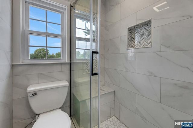 157 Highland Avenue, Bergenfield, NJ 07621