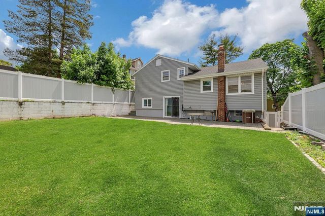 157 Highland Avenue, Bergenfield, NJ 07621