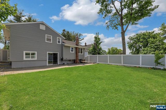 157 Highland Avenue, Bergenfield, NJ 07621
