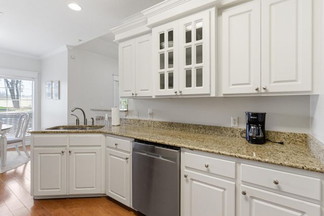 75 Timberton Dr., Hattiesburg, MS 39401