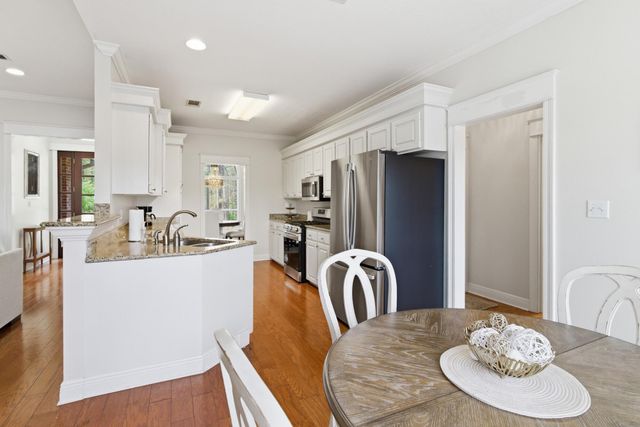 75 Timberton Dr., Hattiesburg, MS 39401