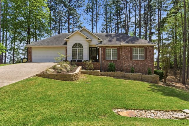 75 Timberton Dr., Hattiesburg, MS 39401